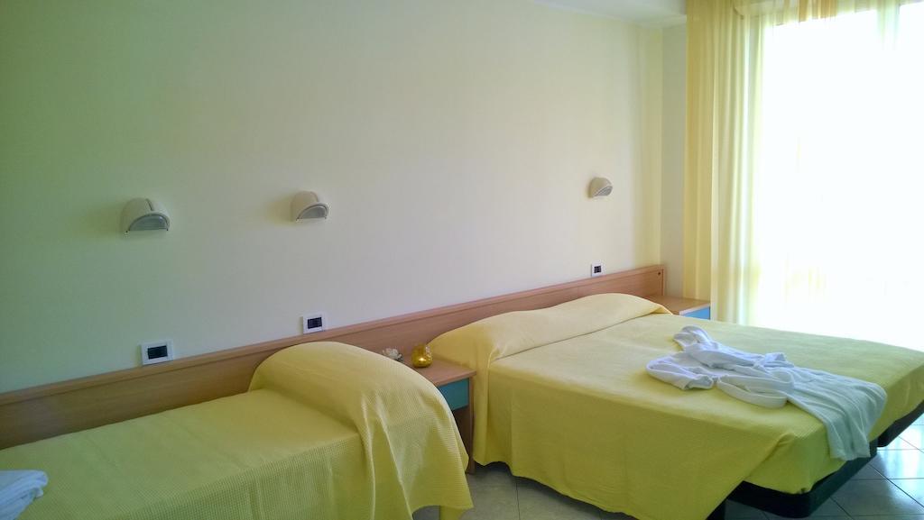 Hotel Paola Garden Bellariva Di Rimini Habitación foto